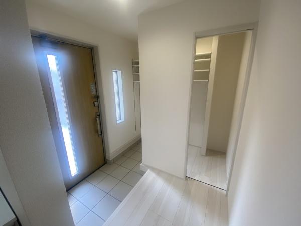 野洲市冨波甲の新築一戸建