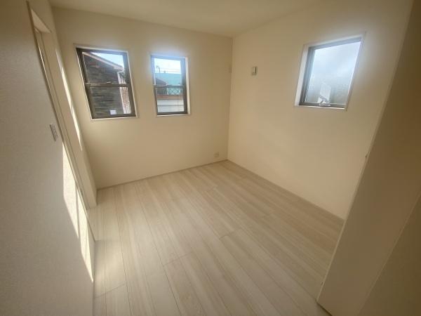 野洲市冨波甲の新築一戸建