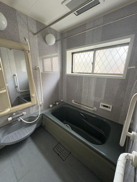 草津市渋川２丁目の中古一戸建て