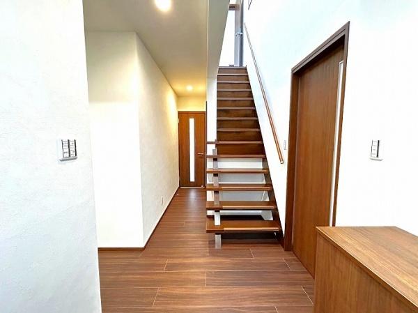 栗東市下戸山の中古一戸建て