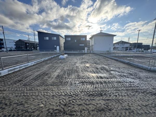 野洲市六条の土地