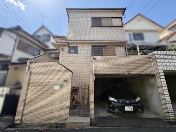 大津市本宮２丁目の中古一戸建