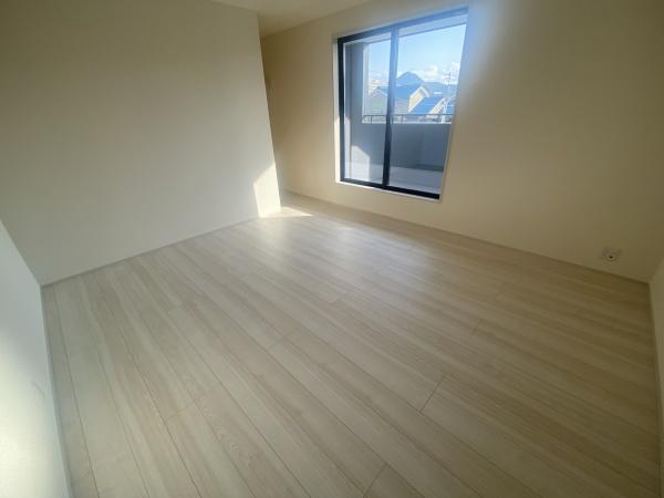 野洲市冨波甲の新築一戸建