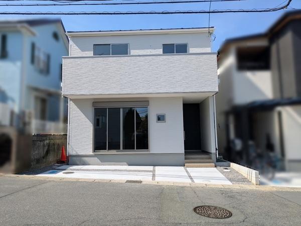 大津市一里山６丁目の新築一戸建