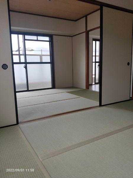 草津ロイヤルプラザ