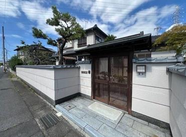 野洲市吉地の中古一戸建