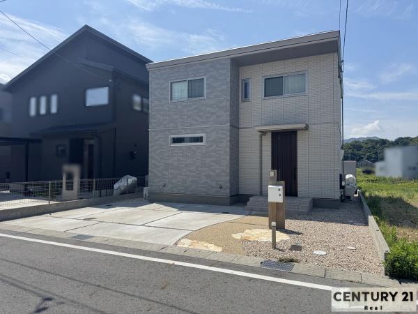 東近江市佐生町の中古一戸建て