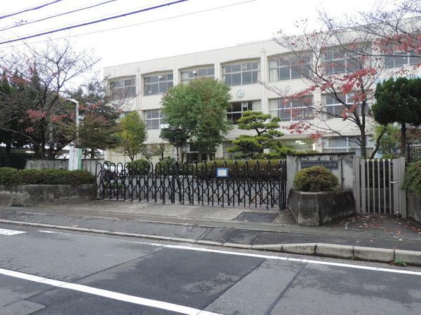 ジェイグラン・エル栗東(治田西小学校)