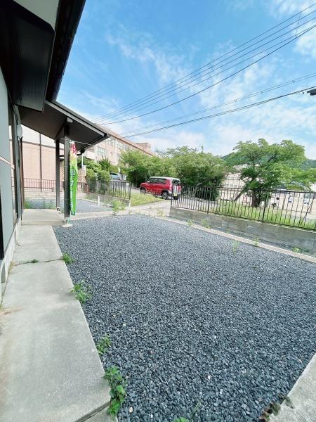 野洲市小篠原の中古一戸建て