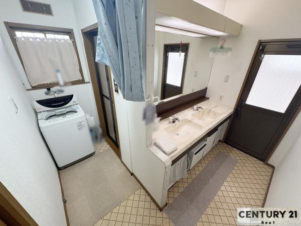 草津市桜ケ丘４丁目の中古一戸建て