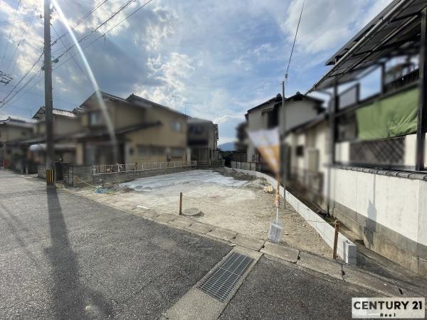 大津市里５丁目の新築一戸建