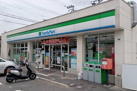 レックスガーデン大津南郷ベルデ(ファミリーマート大津黒津店)