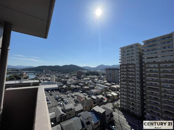 エス・バイ・エル石山