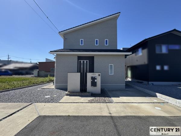 近江八幡市東横関町の中古一戸建