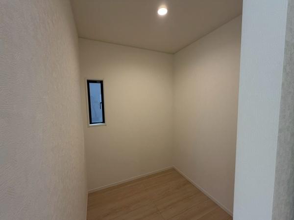 岡崎市矢作町第19　新築戸建　2号棟