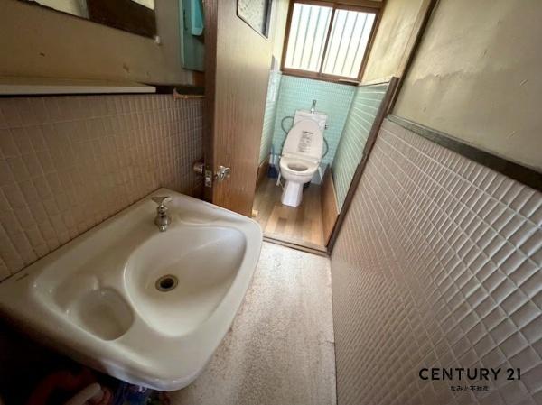 岡崎市若松町字金仏の中古一戸建て