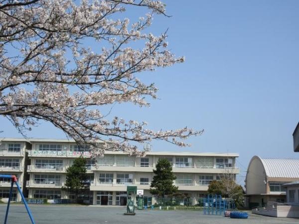 キングスコート安城赤松(安城市立安城西部小学校)