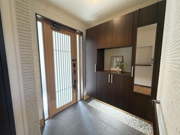 岡崎市山綱町字下中野の中古一戸建て