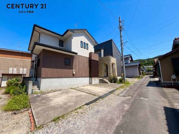 岡崎市山綱町字下中野の中古一戸建て