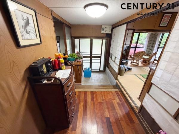 岡崎市山綱町字扇子山の中古一戸建て