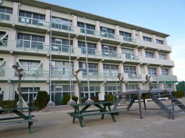 岡崎市藤川町字北荒古の中古一戸建て(岡崎市立東海中学校)