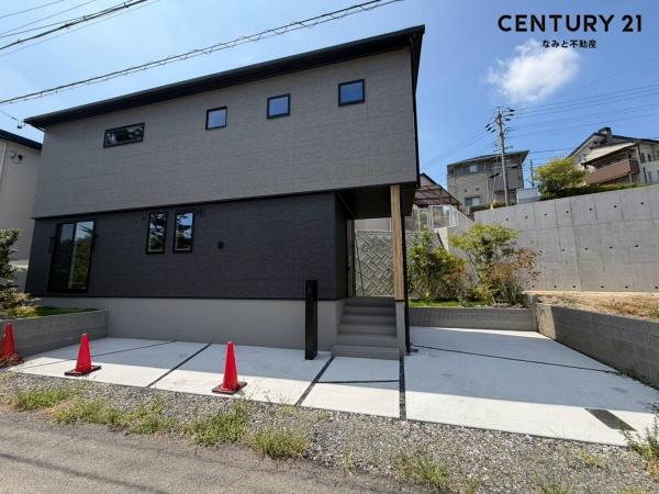 岡崎市六供町　新築戸建