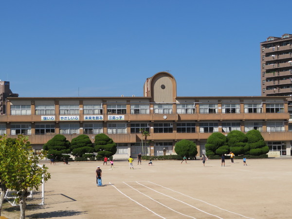 岡崎市明大寺町字河原の土地(岡崎市立三島小学校)