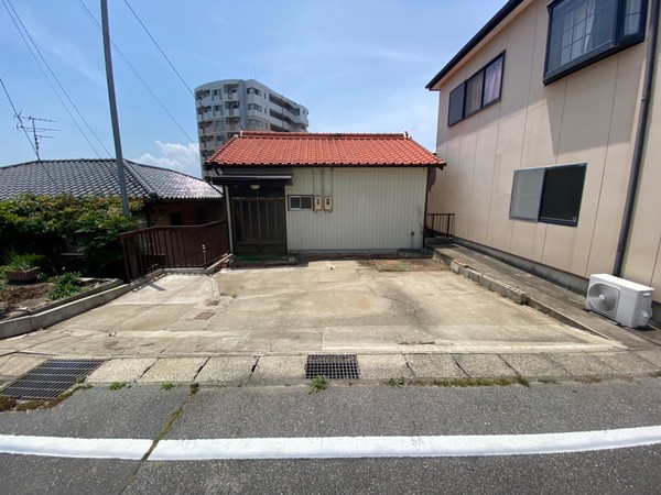 岡崎市岡町字西神馬崎南側