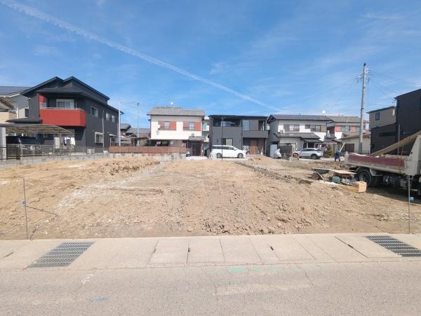 岡崎市東大友町新築戸建2号棟