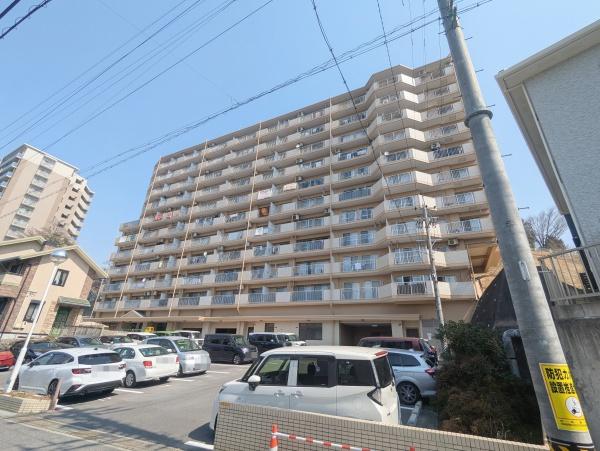 キングスコート東岡崎