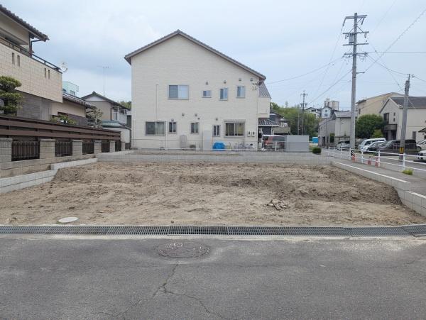 岡崎市寿町　新築戸建1号棟
