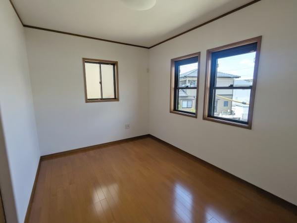 安城市里町１丁目の中古一戸建て