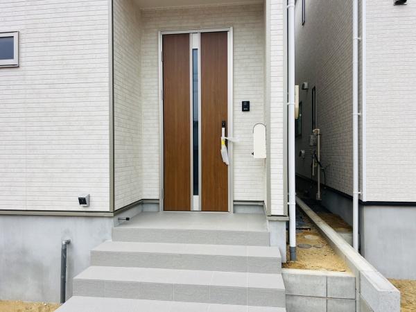 西尾市一色町　新築戸建第8号棟