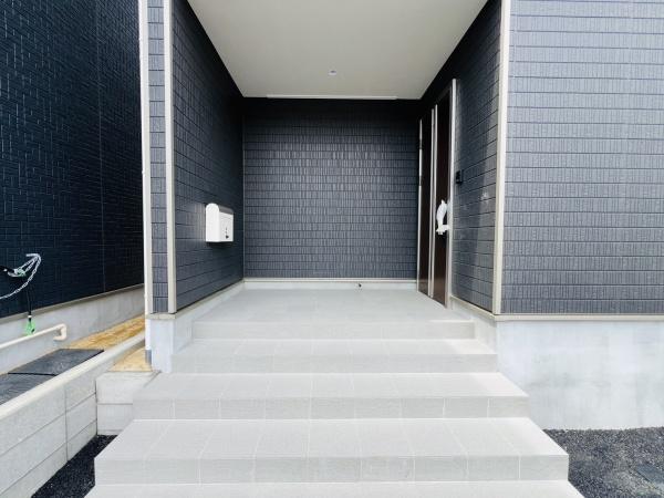 西尾市一色町　新築戸建第9号棟