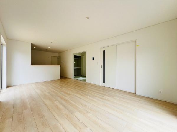 西尾市一色町松木島　新築戸建第8棟