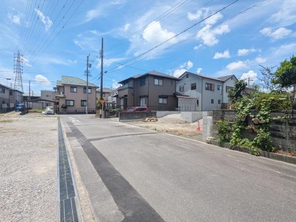 岡崎市中島西町　新築戸建2号棟