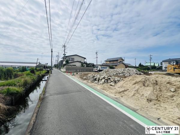 西尾市一色町千間　新築戸建2号棟
