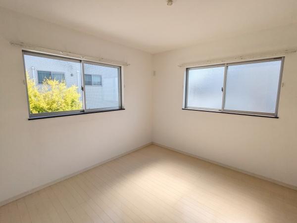 岡崎市柱曙２丁目の中古一戸建て