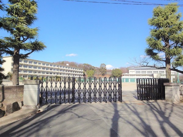 岡崎市稲熊町字５丁目の土地(岡崎市立甲山中学校)