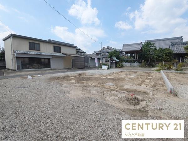 岡崎市下和田町新築戸建1号棟(前面道路含む現地写真)