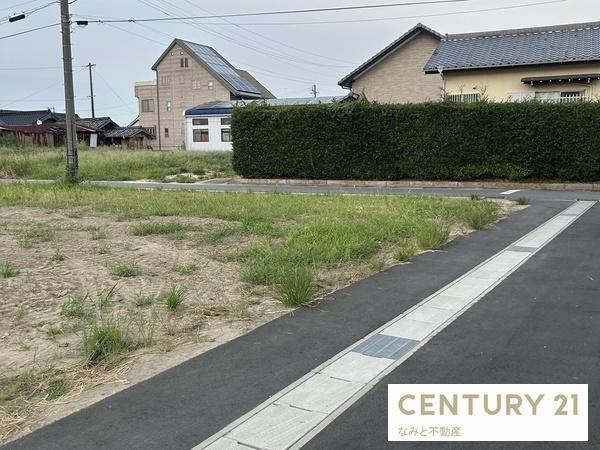 西尾市一色町中外沢二割　新築一戸建