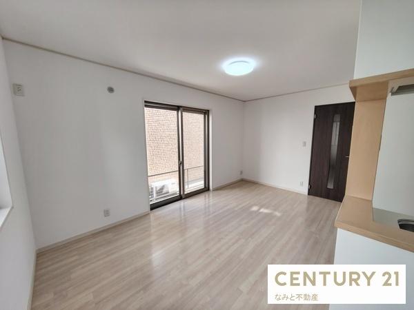 岡崎市上地5丁目の中古一戸建て(リビング)