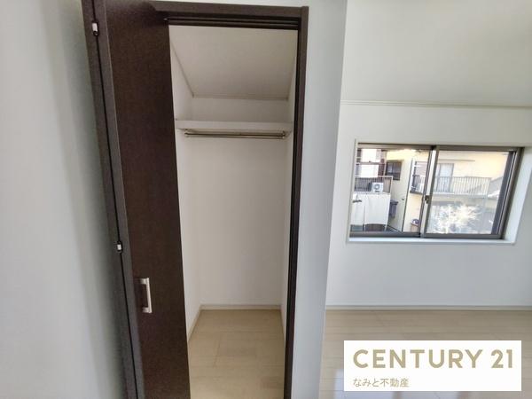 岡崎市上地5丁目の中古一戸建て(収納)