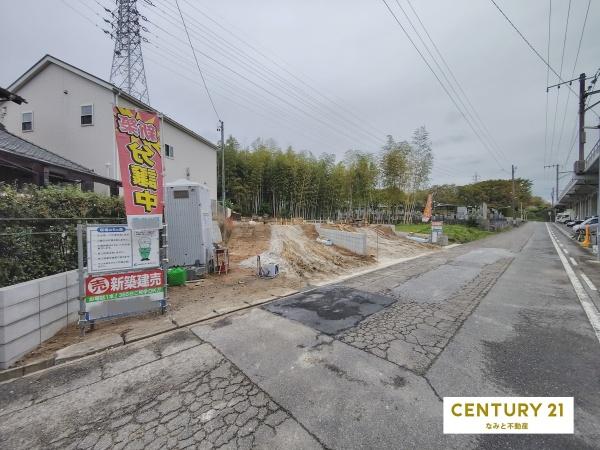 岡崎市六名南 新築戸建 2号棟(前面道路含む現地写真)