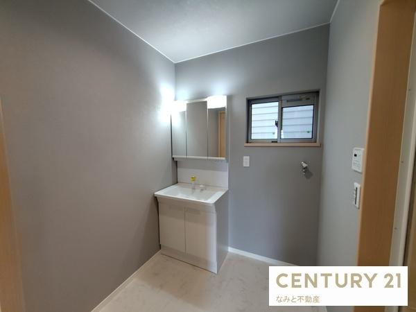 岡崎市戸崎町字藤狭の中古一戸建て