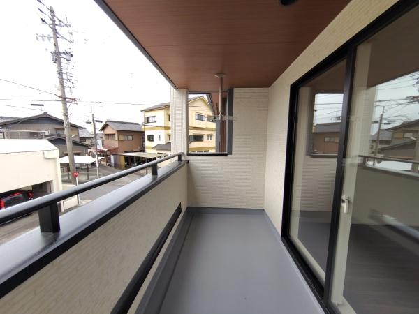 岡崎市若松町　1号棟