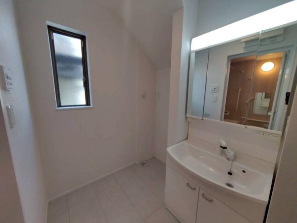 岡崎市本宿茜　新築戸建　A号棟