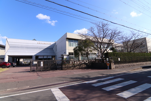 亀岡市篠町柏原中又の中古一戸建て(亀岡市立詳徳中学校)