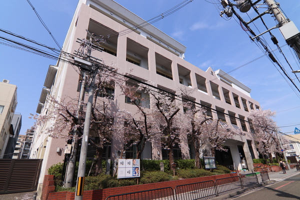 カノン室町四条(京都市立洛央小学校)