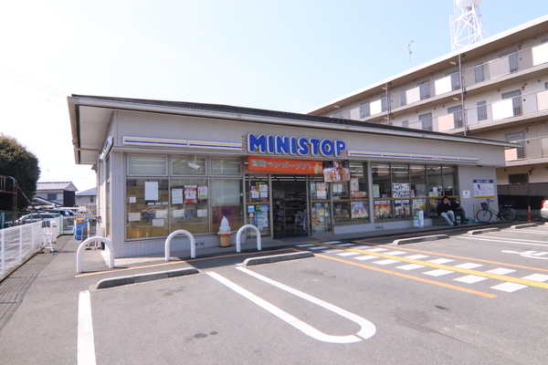 嵐山グランドシティ(ミニストップ京都嵯峨明星町店)